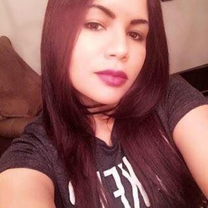 Meet your Posher, Elise